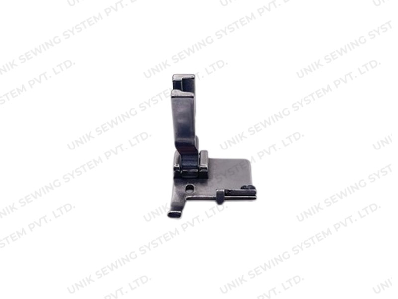 ADJUSTABLE GUIDE PRESSER FEET COMPATIBLE WITH FOLDERS 1